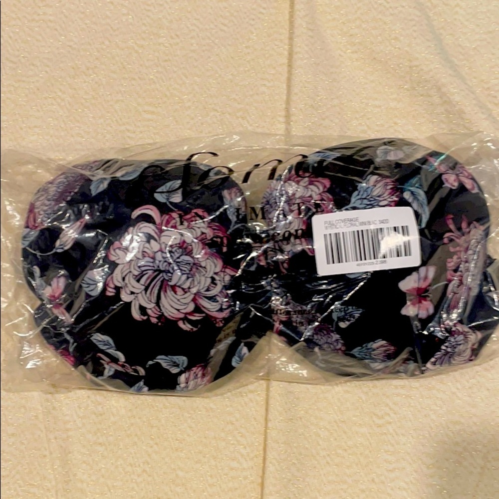 Bras BOGO 50% off!!Soma Embraceable Full Cov 34DD